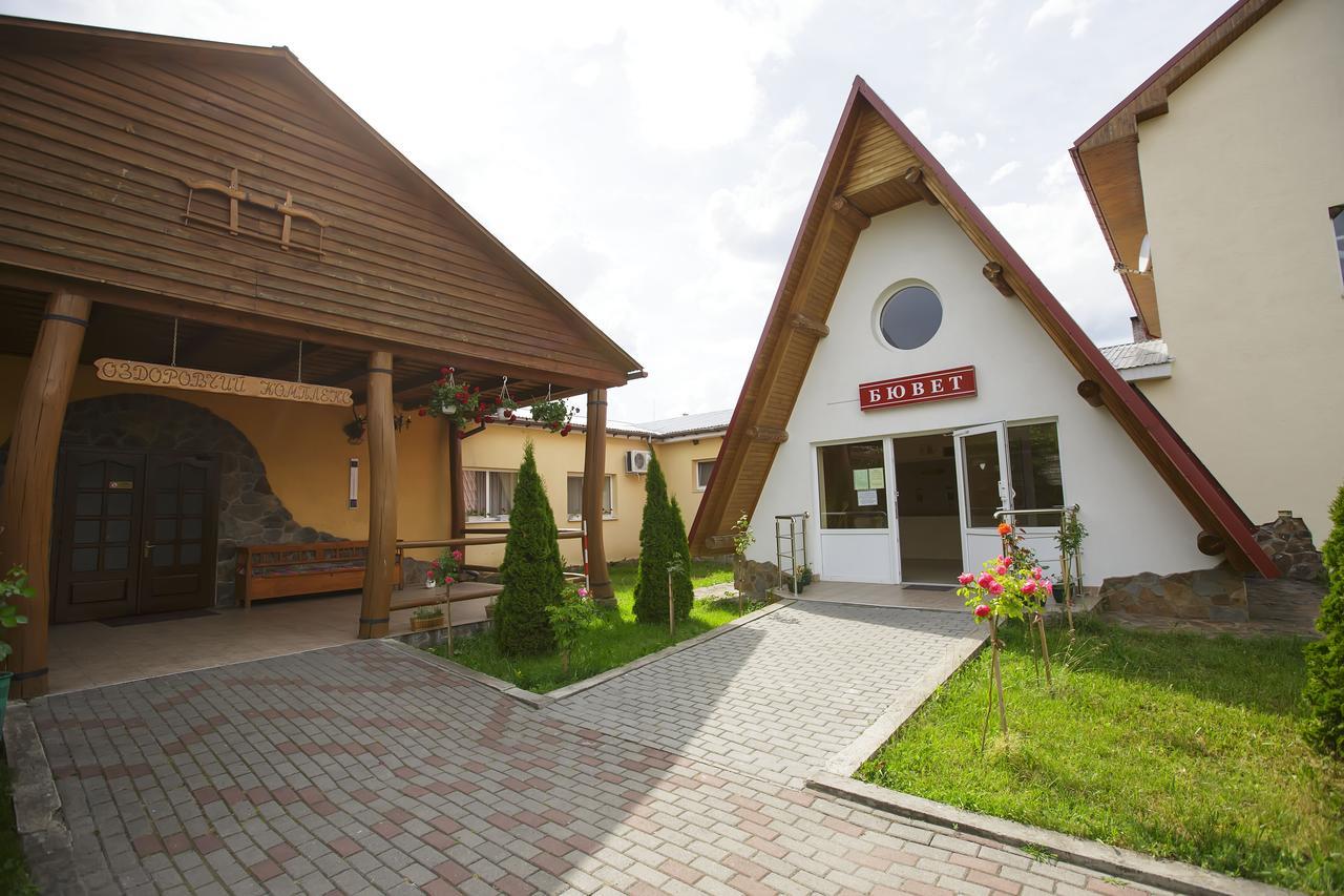 Trembita Hotel Khust Exterior photo