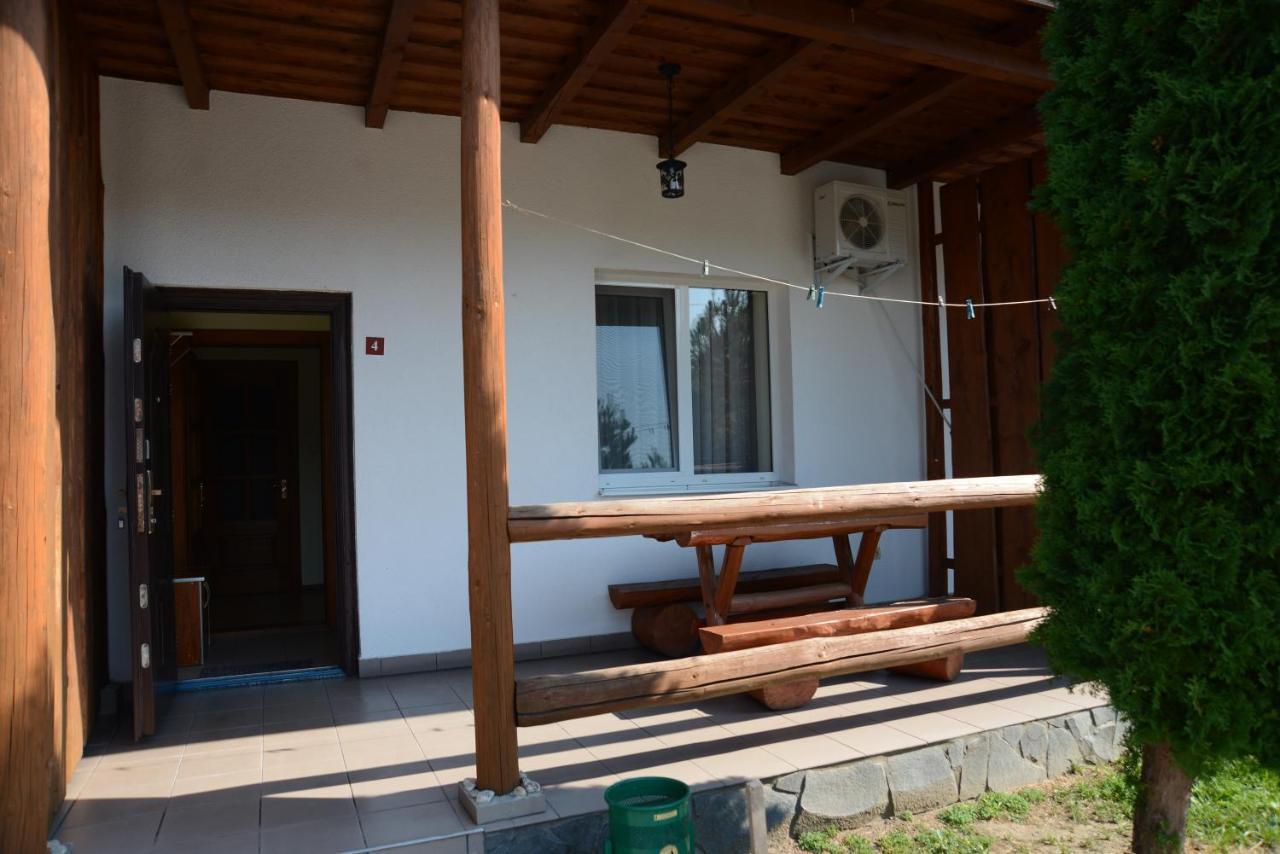Trembita Hotel Khust Exterior photo